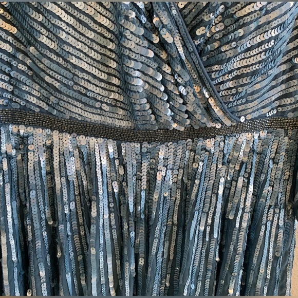 MAC DUGGAL SLATE BLUE SEQUINED WRAP OVER 3/4 SLEEVE GOWN (14) NWT 🌴 - Picture 9 of 16